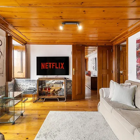 Whome Gem Timeless Elegance And Modern Comfort Apartment